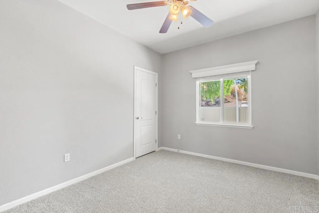 https://cdn.realtyfeed.com/cdn/127/306543060/b3f91df0108cf7cd8f35672603627a10.webp