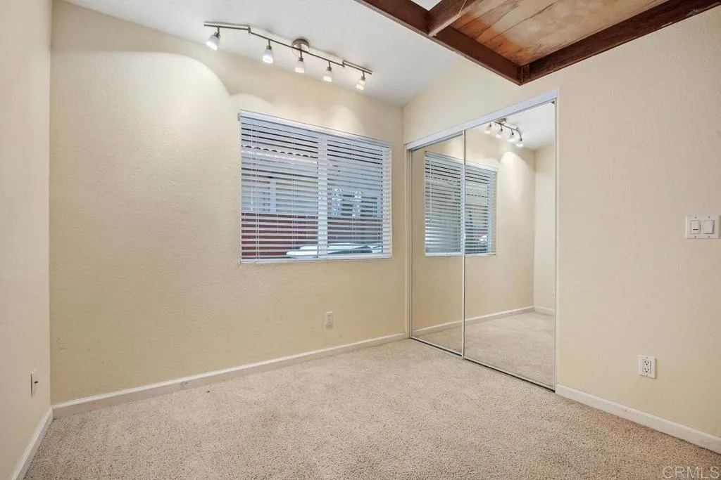 https://cdn.realtyfeed.com/cdn/127/306543074/b5b502967560ec8ece52147d018b272e.webp