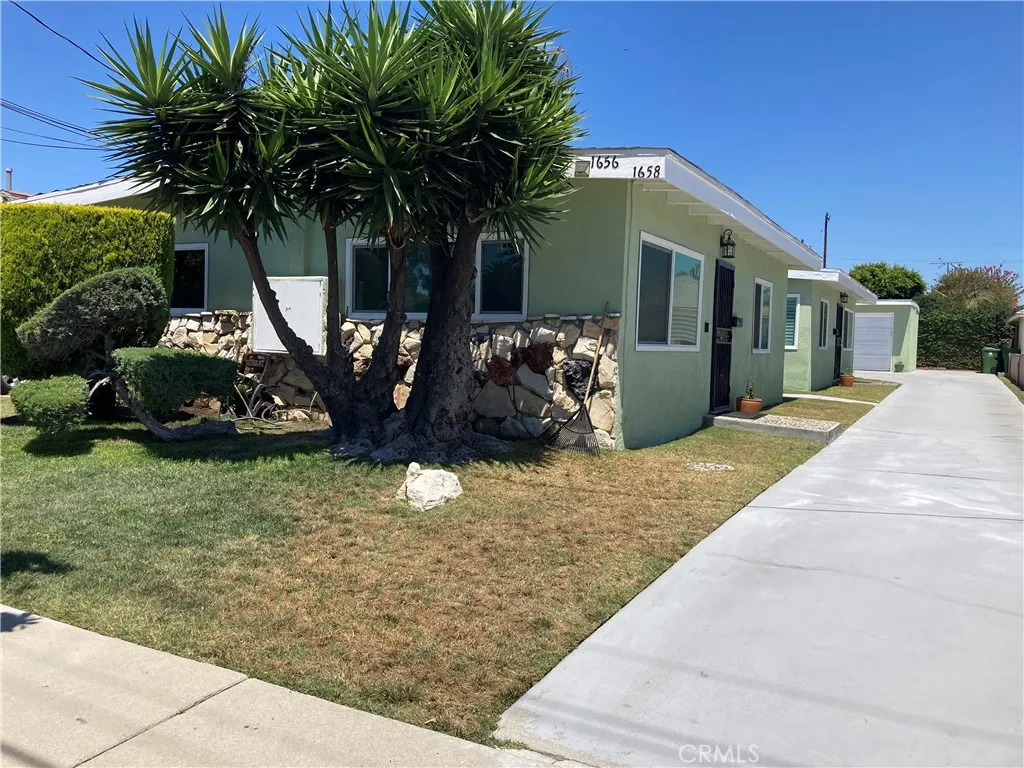 1656 Bay View Avenue, Wilmington, CA 90744