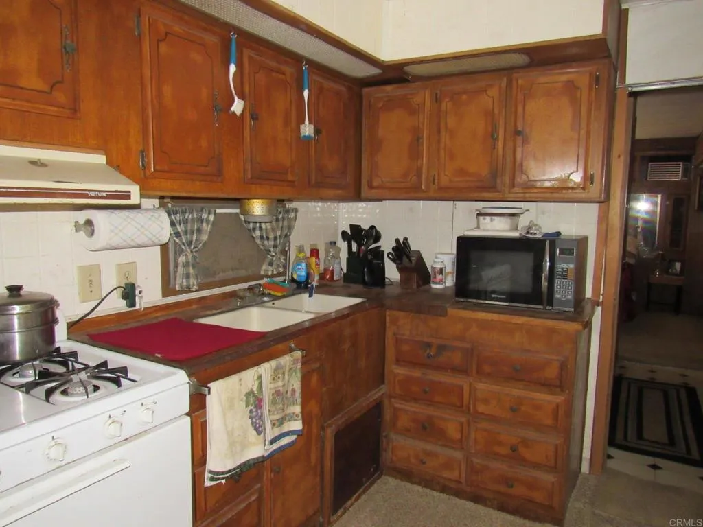 https://cdn.realtyfeed.com/cdn/127/306543098/5b26e3d491776aba8b849075daa56f34.webp