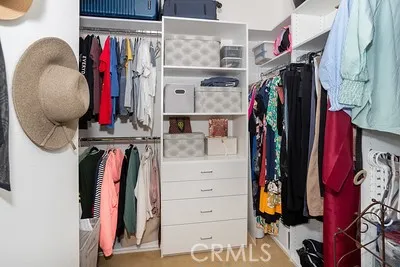 https://cdn.realtyfeed.com/cdn/127/306543140/a7dcdaae48e31a9a96f46cd2342cbd6f.webp