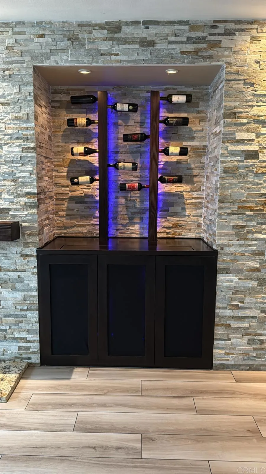 https://cdn.realtyfeed.com/cdn/127/306543188/1aed20a1194d8221418c000bdb385b3b.webp