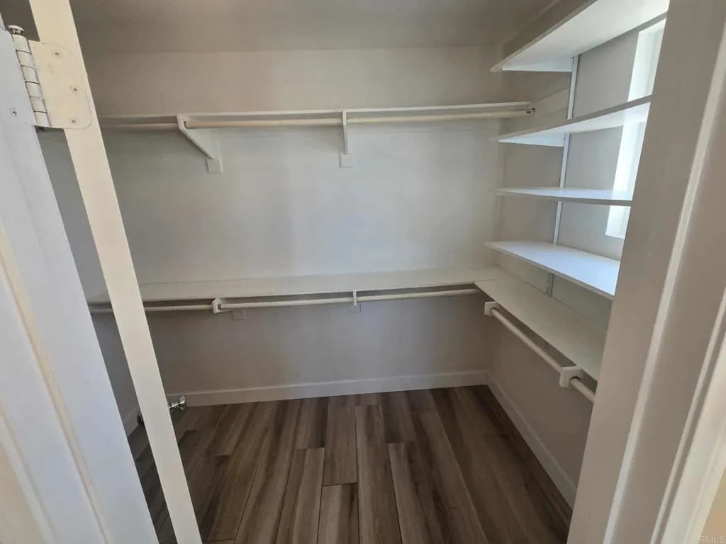 https://cdn.realtyfeed.com/cdn/127/306543188/5bf178889035439c8847d6ebffdaf280.webp