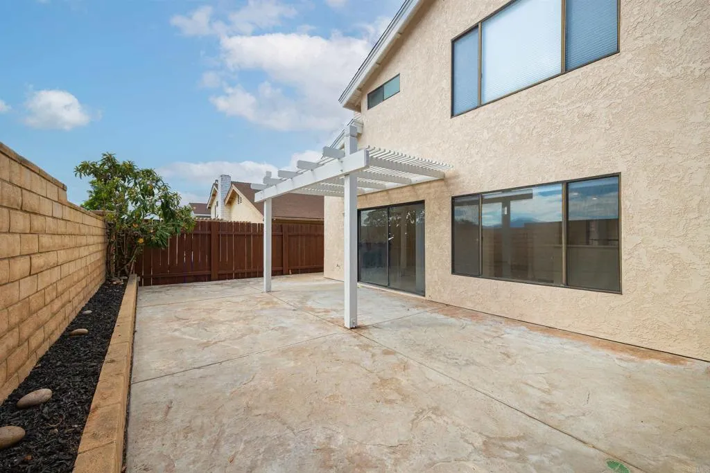 https://cdn.realtyfeed.com/cdn/127/306543191/199428b305992f3a1778c7e26de91d0d.webp