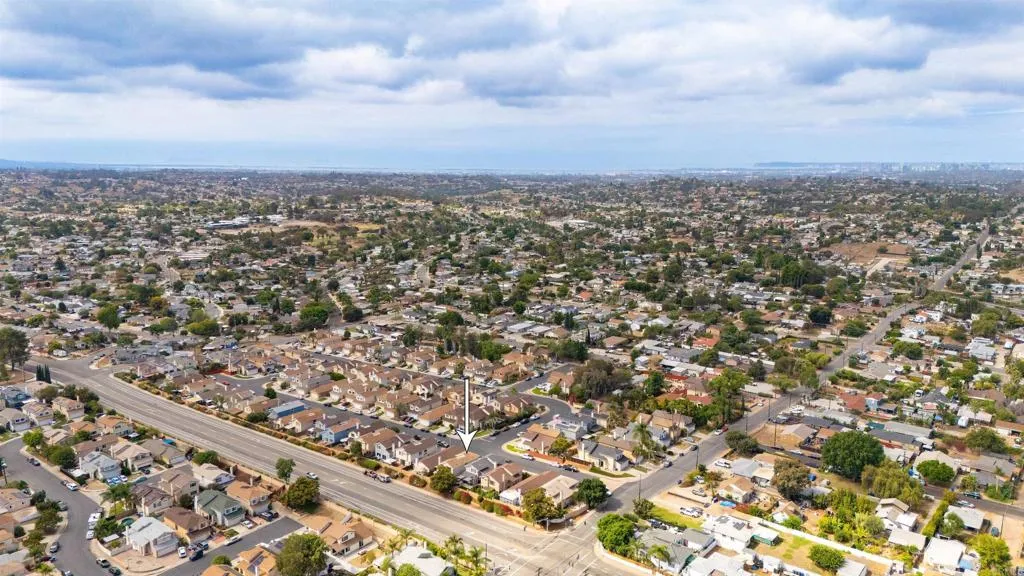 https://cdn.realtyfeed.com/cdn/127/306543191/a9cd51af6cbe0cddcb4144697f7d5c04.webp