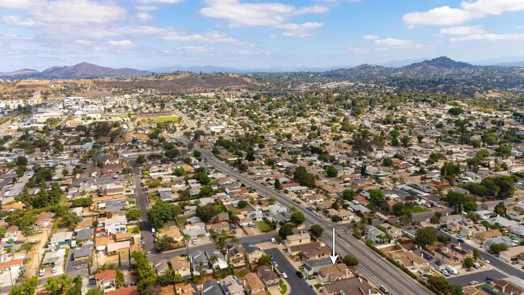 https://cdn.realtyfeed.com/cdn/127/306543191/b6995f54e3cad29f8a096180af3388fe.webp