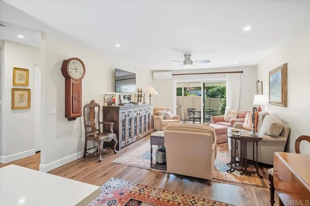 https://cdn.realtyfeed.com/cdn/127/306543231/953dafd38982e8293d4609315975d1e9.webp