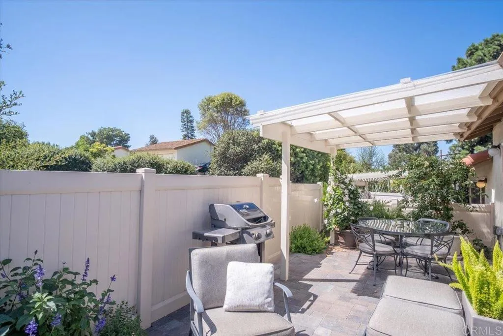 https://cdn.realtyfeed.com/cdn/127/306543231/ef4289660527ad93a27a350e5a05c31e.webp