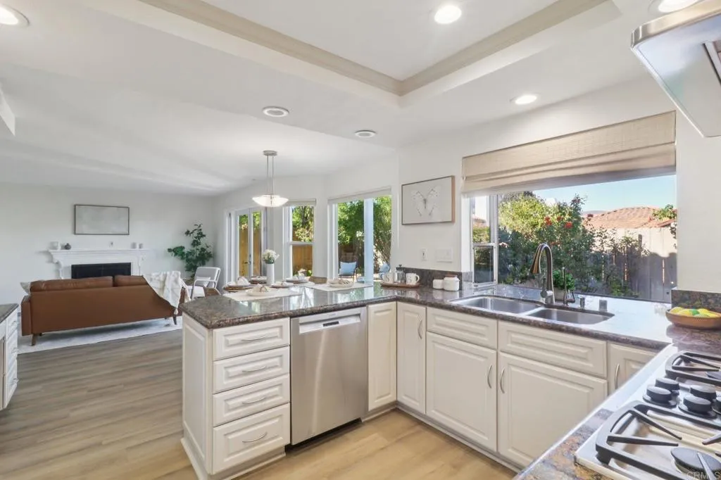 https://cdn.realtyfeed.com/cdn/127/306543278/48bedf53d34450345f08a183beb1b091.webp