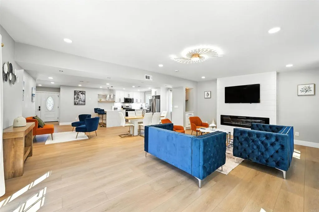 https://cdn.realtyfeed.com/cdn/127/306543322/4ff32c13e20bde641d3316017834ea02.webp