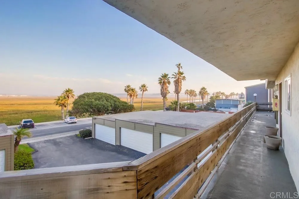 https://cdn.realtyfeed.com/cdn/127/306543334/f8d121a44e4096d8aac884ce84416f85.webp