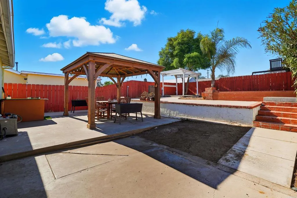 https://cdn.realtyfeed.com/cdn/127/306543384/67d848fd91f44457b45dc7e8009b7e86.webp