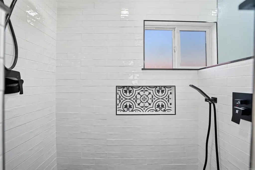 https://cdn.realtyfeed.com/cdn/127/306543384/ed2f4a0125f8a5b0e83582b1c5b0b334.webp