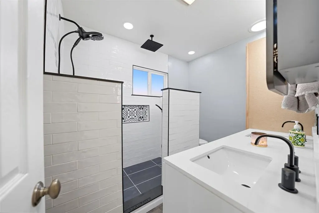 https://cdn.realtyfeed.com/cdn/127/306543384/ffd22c75afb2a8a3e39f8aaa44a0071e.webp