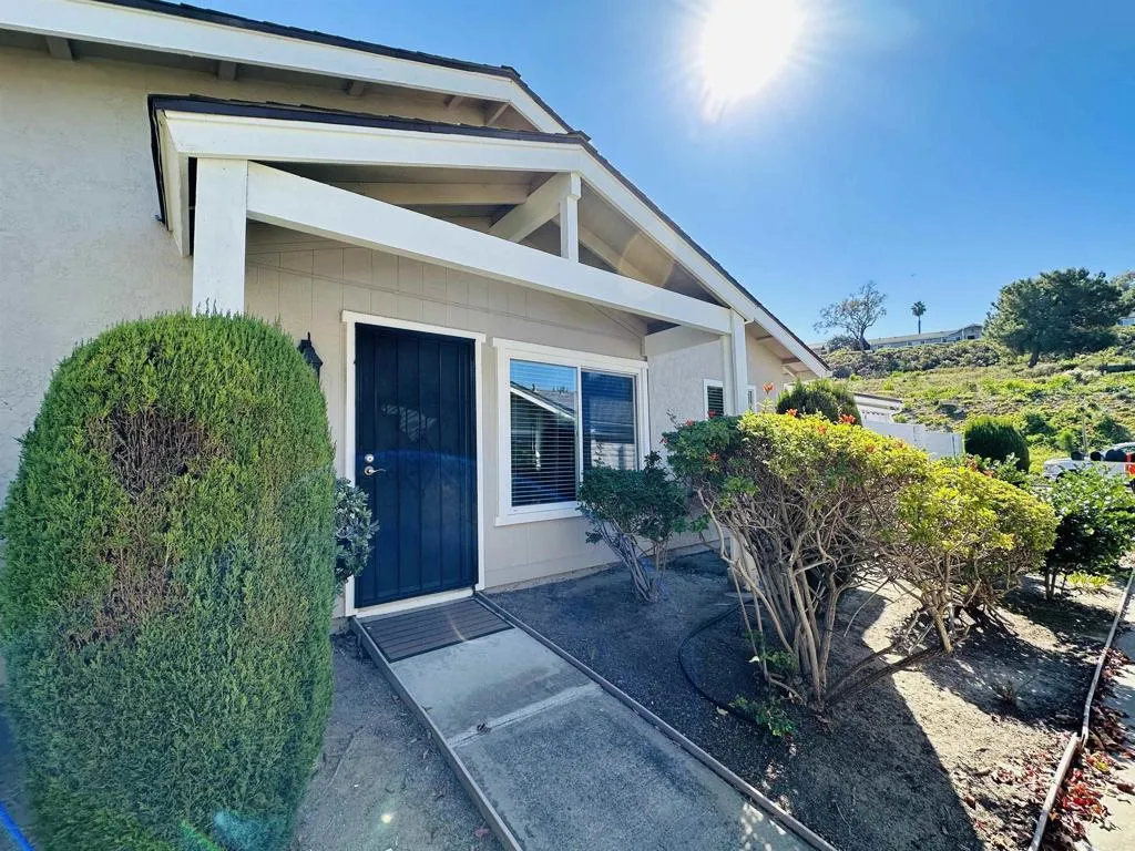 https://cdn.realtyfeed.com/cdn/127/306543413/abf5f388e088eaeeffb21ad7d40638c9.webp
