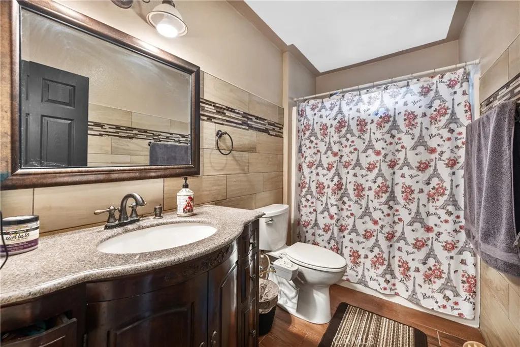 https://cdn.realtyfeed.com/cdn/127/306543431/f9f4223adc863db0045477ca7eac1ccc.webp