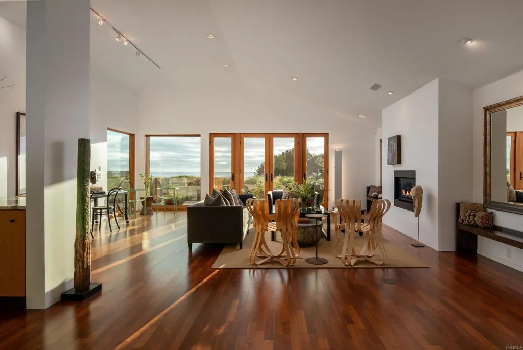 https://cdn.realtyfeed.com/cdn/127/306543440/6c1b11c60473cf58bd2bc8d406ba3066.webp