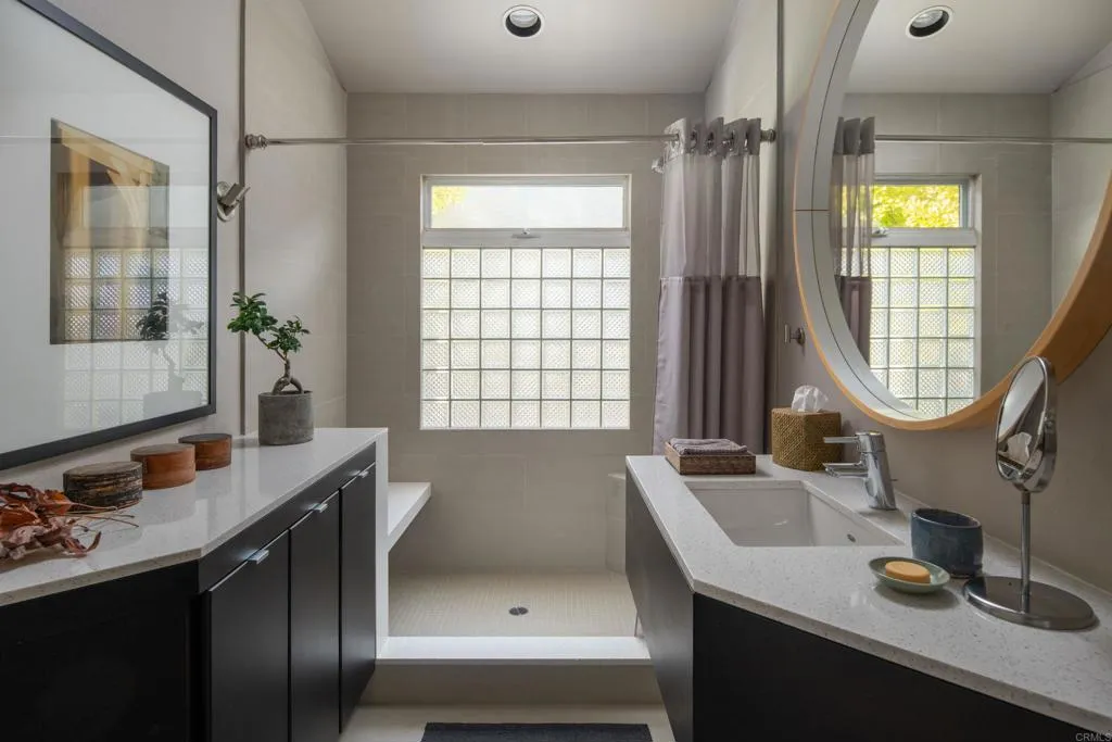 https://cdn.realtyfeed.com/cdn/127/306543440/cb973854fb0d69e87b45198bb91182d8.webp