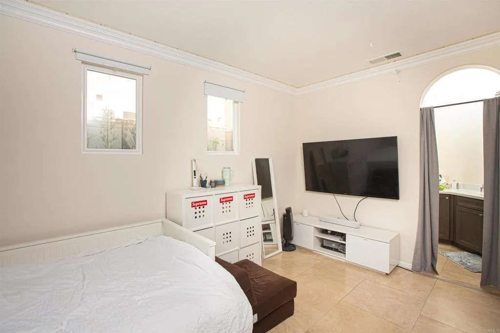 https://cdn.realtyfeed.com/cdn/127/306543442/9cf7c6603f36c17c69d5d6501586a27b.webp