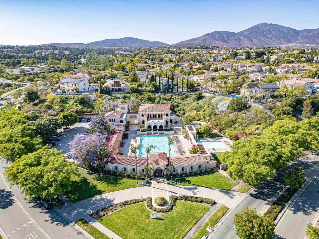https://cdn.realtyfeed.com/cdn/127/306543442/f020062eae5a4e7891bbf3387c0e9413.webp