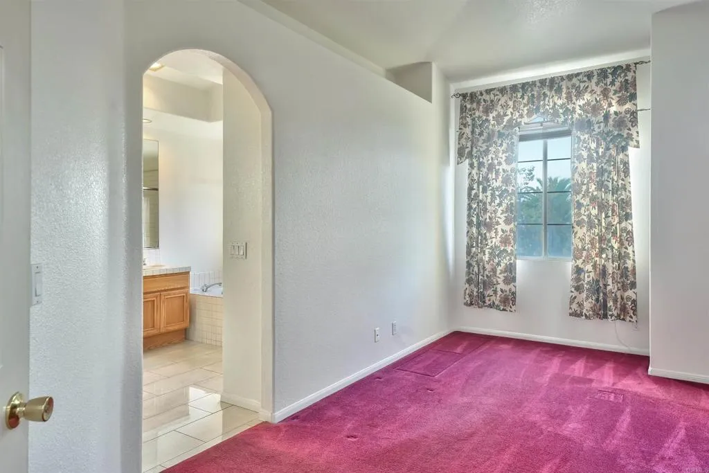 https://cdn.realtyfeed.com/cdn/127/306543495/47ec88be9ac6cd7eb0de595e8360adec.webp