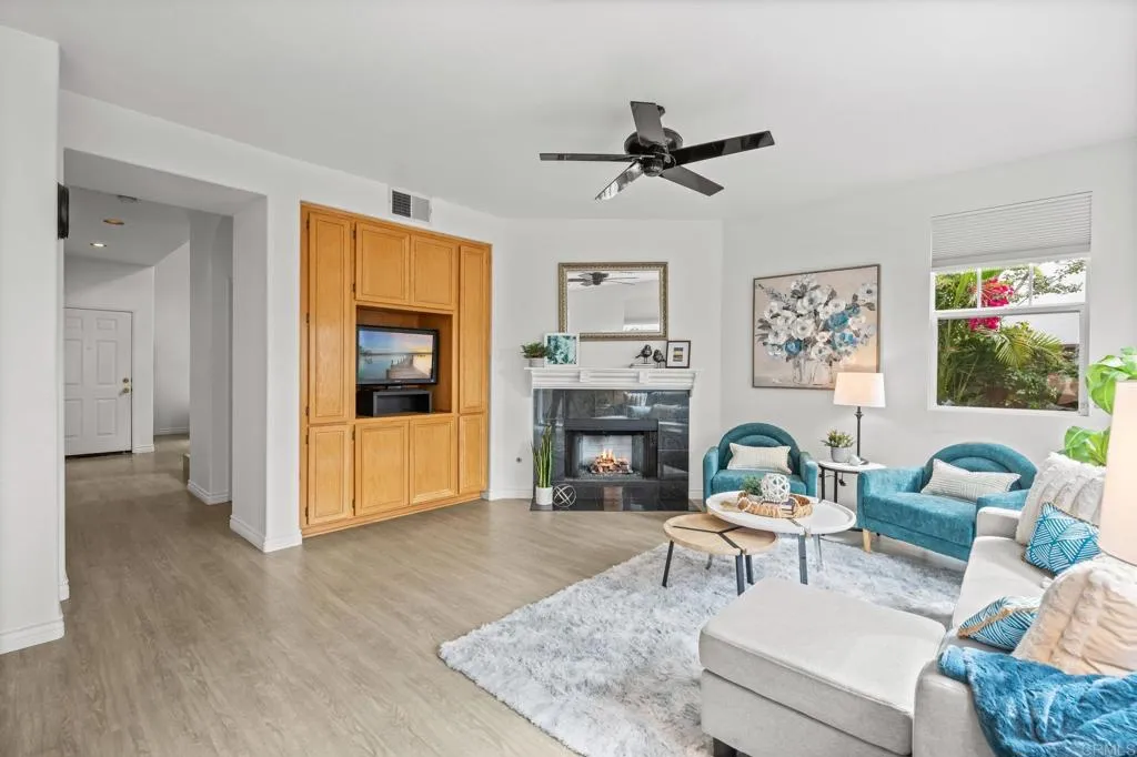 https://cdn.realtyfeed.com/cdn/127/306543505/4bbce35da67a08f903f0a38103d39137.webp
