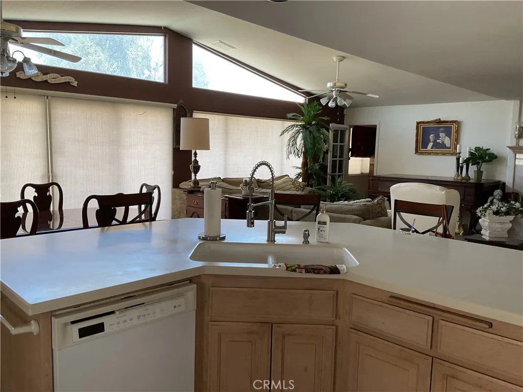 Palm Desert, CA 92211