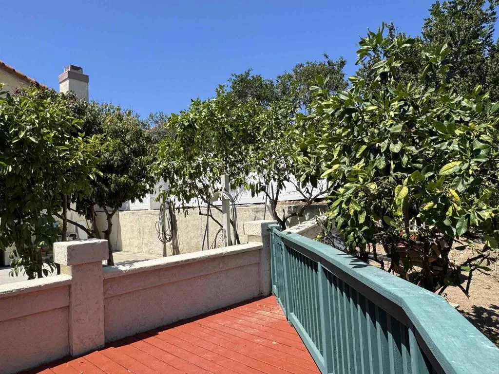 https://cdn.realtyfeed.com/cdn/127/306543561/463c4630b17a5a4f78541e2949f08a0b.webp
