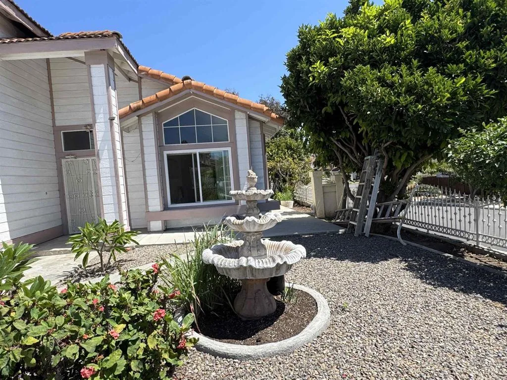 https://cdn.realtyfeed.com/cdn/127/306543561/d6a5d37c05f8d6a21f0ef4f9f0eebfe2.webp