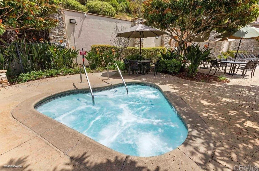 https://cdn.realtyfeed.com/cdn/127/306543583/350f698908aad6c4db18e8796eaa3114.webp