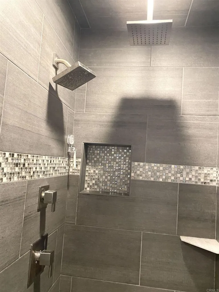 Photo #11: NDP2509057 Listing: Photo #11