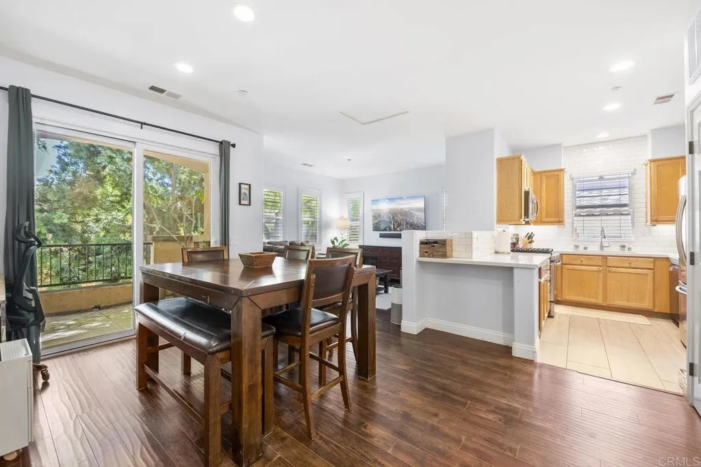 https://cdn.realtyfeed.com/cdn/127/306543583/e2686440e5aa6a261926bfb6c57cbf50.webp