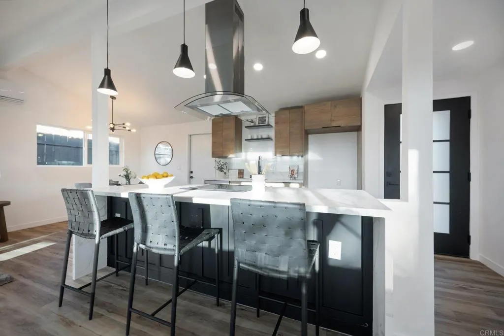 https://cdn.realtyfeed.com/cdn/127/306543608/27e8b09a17843453f1036ec40201164f.webp