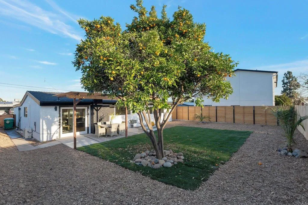 https://cdn.realtyfeed.com/cdn/127/306543608/de0152b5ac67c8517d71e6331a152140.webp