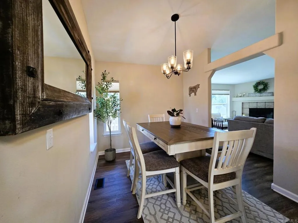 https://cdn.realtyfeed.com/cdn/127/306543609/3666d7e841aee4279358560ecc61b4da.webp