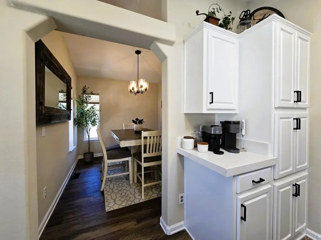https://cdn.realtyfeed.com/cdn/127/306543609/74d4313d220bb88e824728f45d603bb2.webp