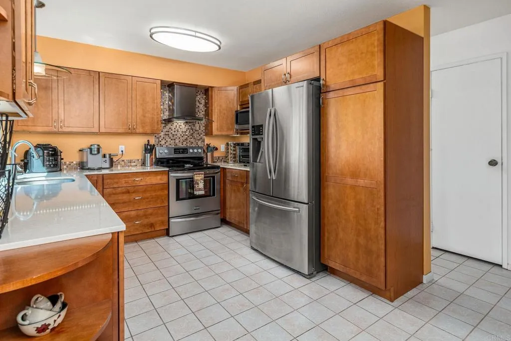 Photo #7: PTP2507048 Listing: Photo #7