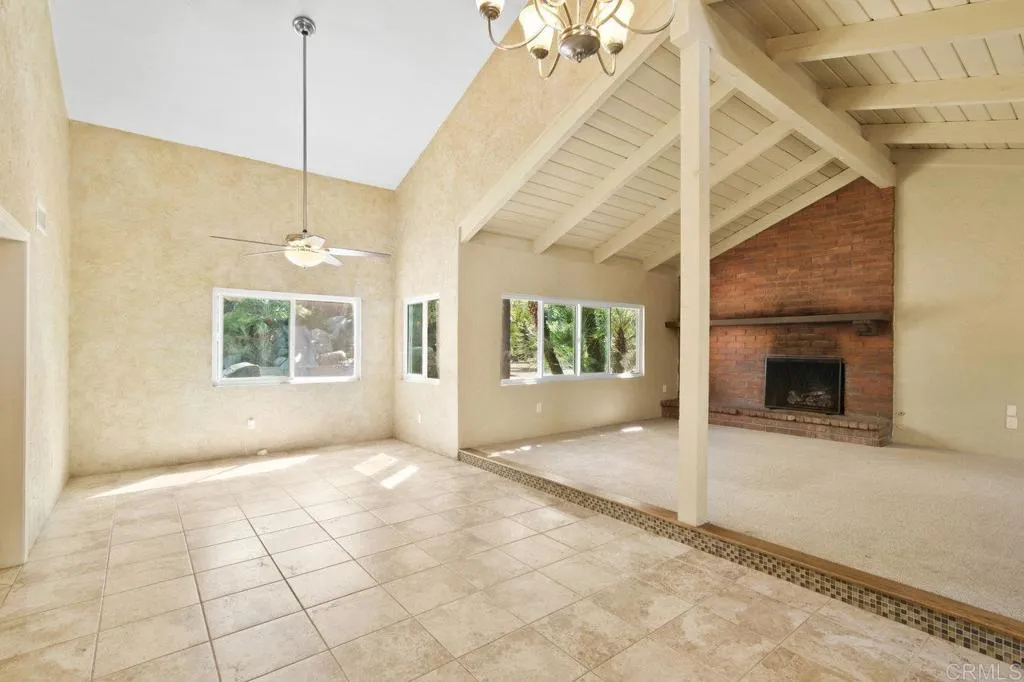 https://cdn.realtyfeed.com/cdn/127/306543659/1ce7fc09528743ae94c1f8c3480862bd.webp