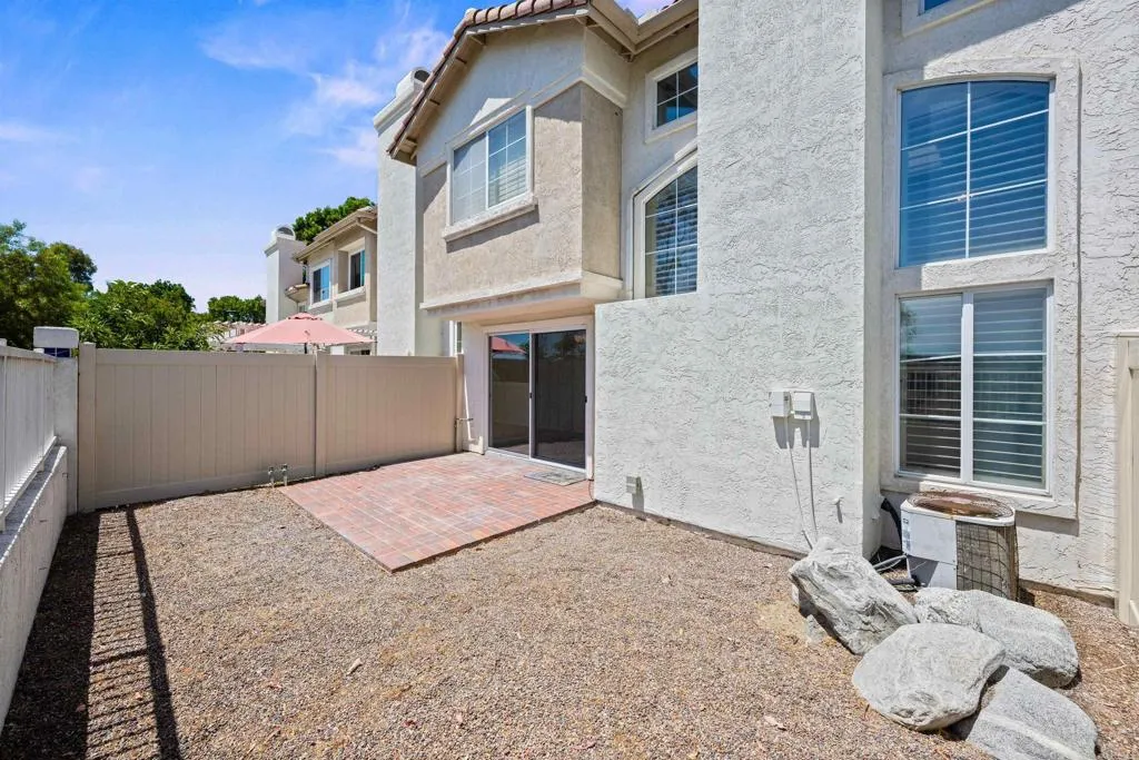https://cdn.realtyfeed.com/cdn/127/306543692/4c09b52c815ec17c76db44dbb60f9ccc.webp