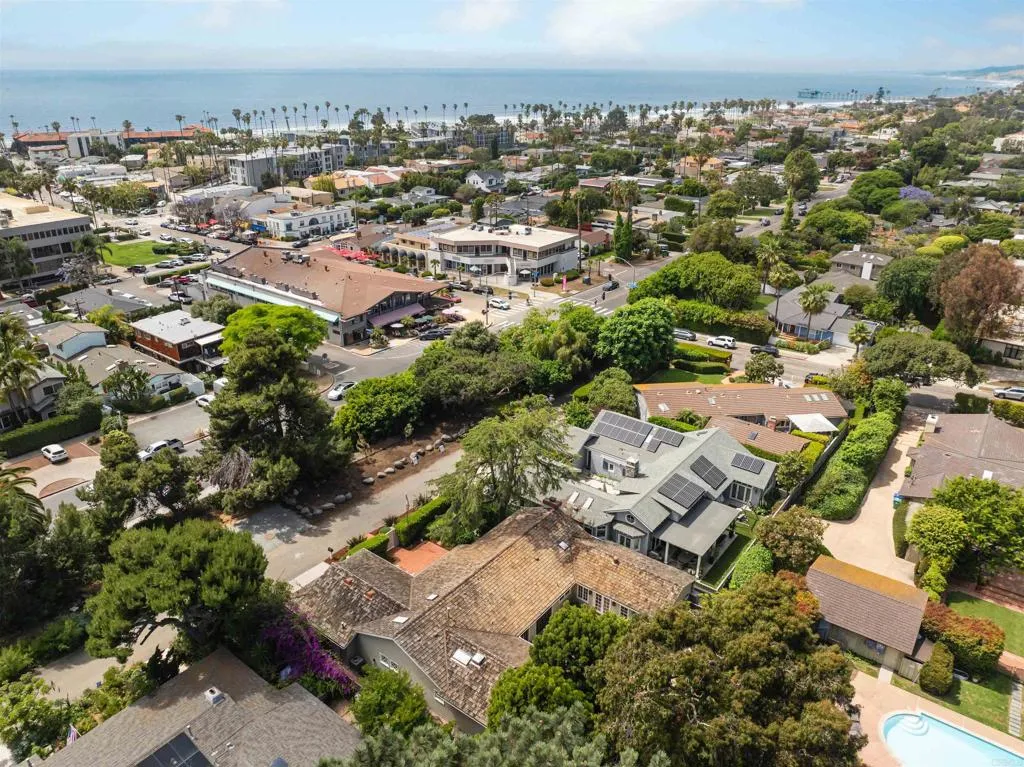 https://cdn.realtyfeed.com/cdn/127/306543710/8d5f701aab99533b49b1bb7d1d80f7c3.webp