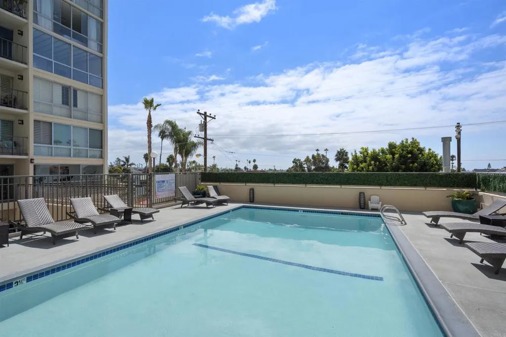 https://cdn.realtyfeed.com/cdn/127/306543734/11cbe85d01a6eae3d62d2585dd5f9958.webp