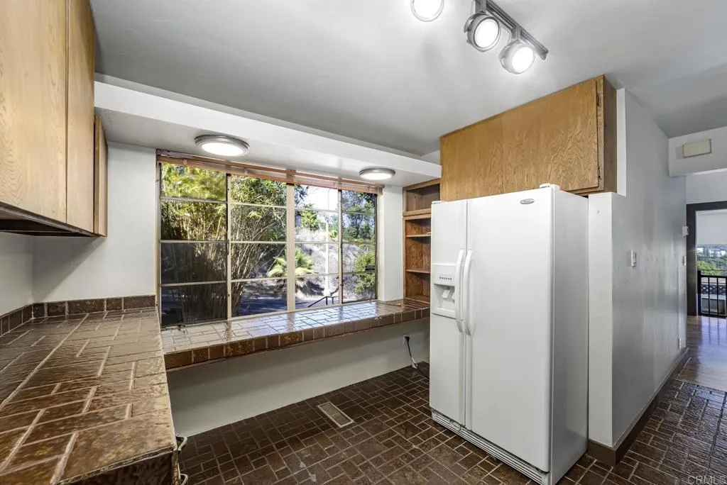 https://cdn.realtyfeed.com/cdn/127/306543763/3026dbf07f2b5256788e7c27b6f2f94c.webp