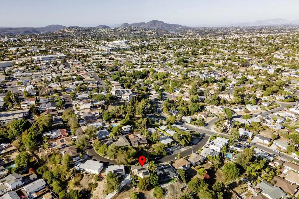 https://cdn.realtyfeed.com/cdn/127/306543763/334dd5533b92a1454c48268d34f85af6.webp