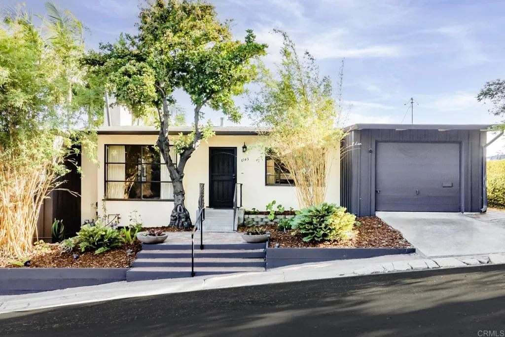 https://cdn.realtyfeed.com/cdn/127/306543763/61c1cde0ba6e31e74650e644e3d29264.webp