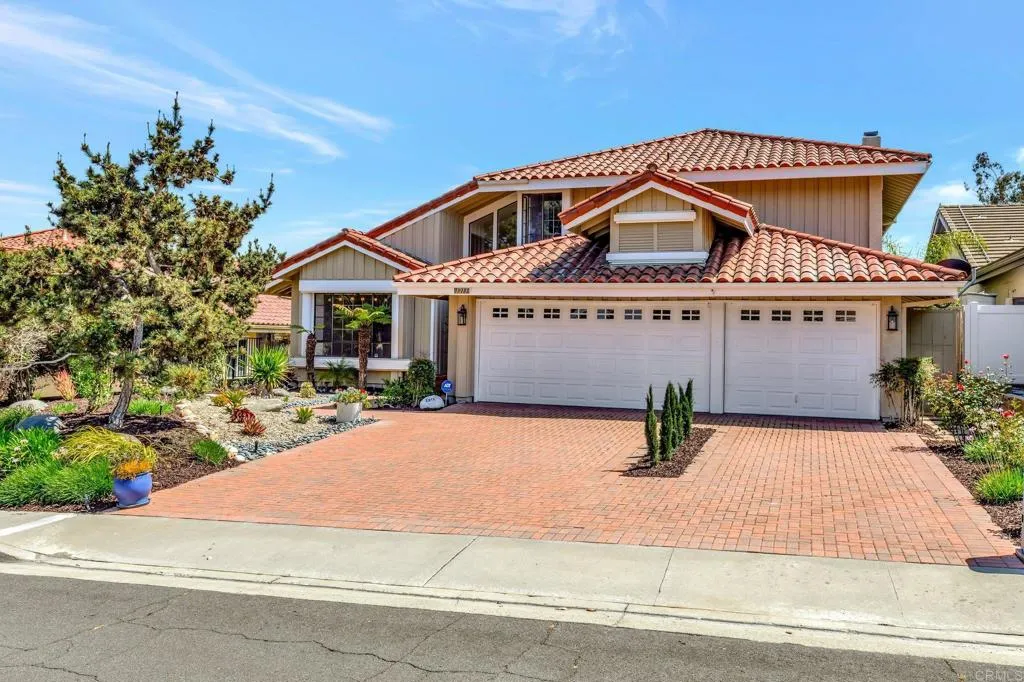 https://cdn.realtyfeed.com/cdn/127/306543792/33e4af63764f0254a3b4c7fe9d4339c9.webp