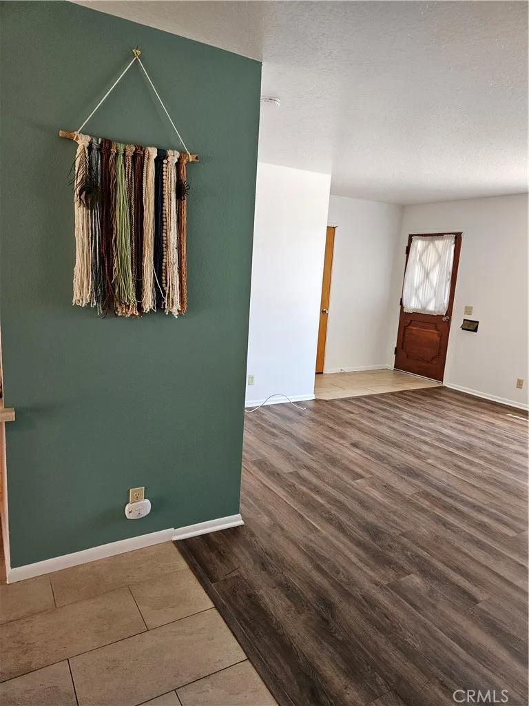 1580 W Whittier Avenue, Hemet, CA 92543 - Photo 5 of 21, Hemet, CA