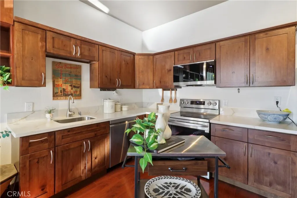 https://cdn.realtyfeed.com/cdn/127/306543931/61d014959f8a1cab4dac2e73d0d0c3cd.webp