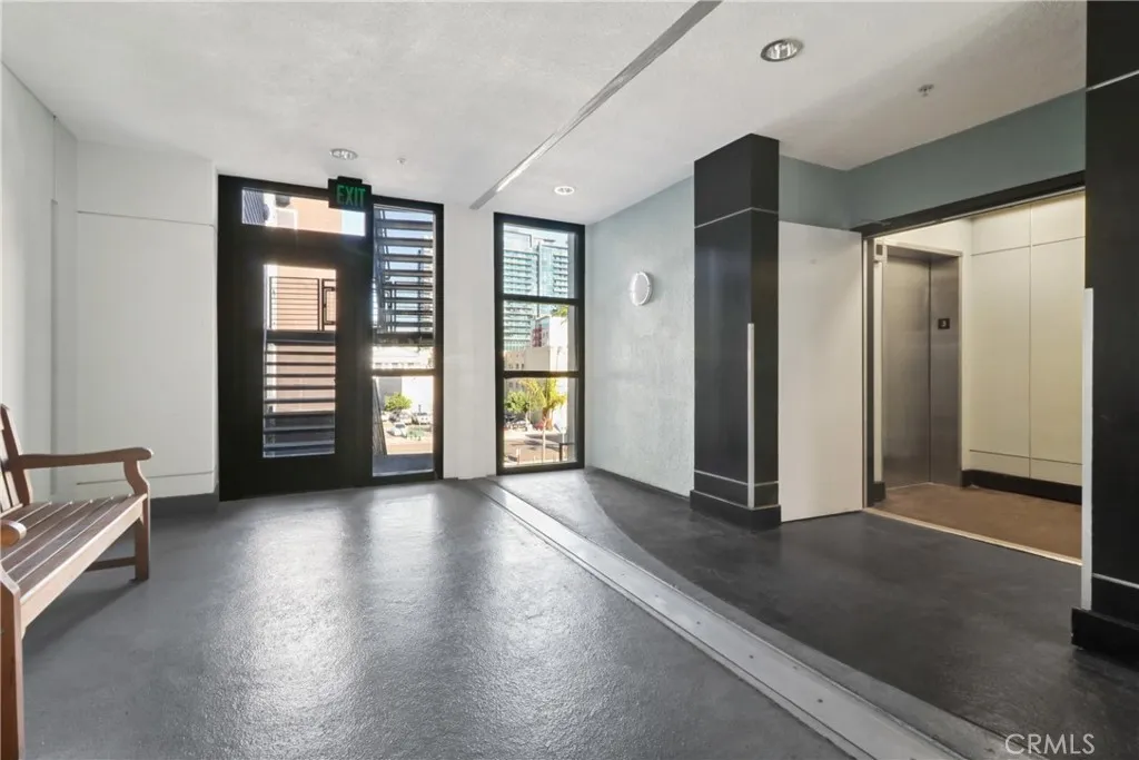 https://cdn.realtyfeed.com/cdn/127/306543931/cc8481e9f43e7288257ce3040ac2ce95.webp