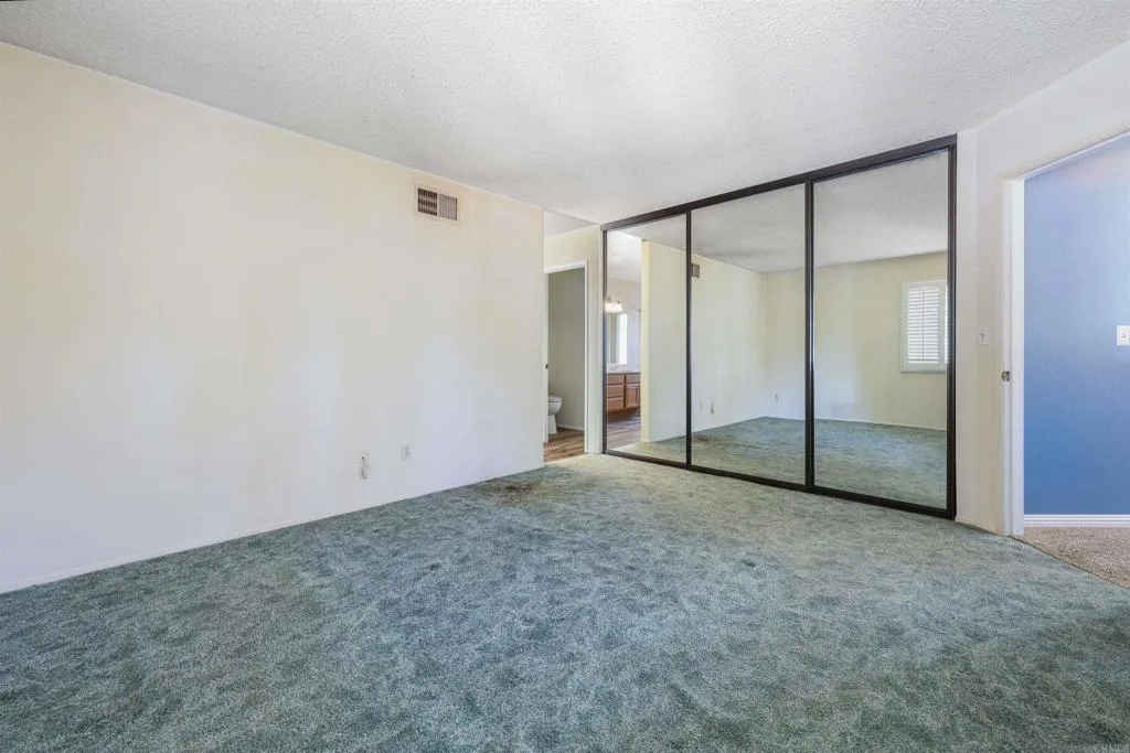 https://cdn.realtyfeed.com/cdn/127/306543935/5b3523cc73661a2fe3b4ddaa79e15125.webp