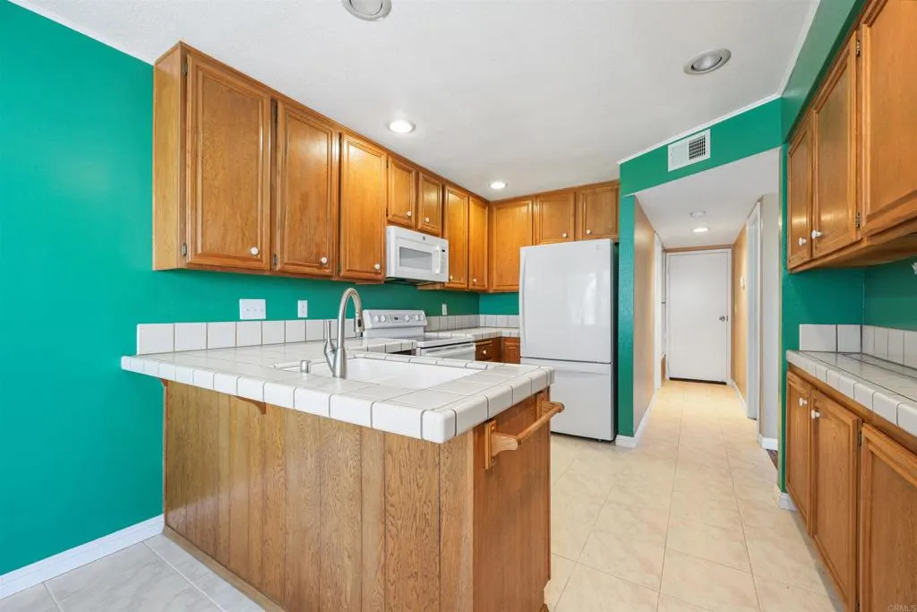 https://cdn.realtyfeed.com/cdn/127/306543935/7af0dde54998cadbf767561952891f2a.webp